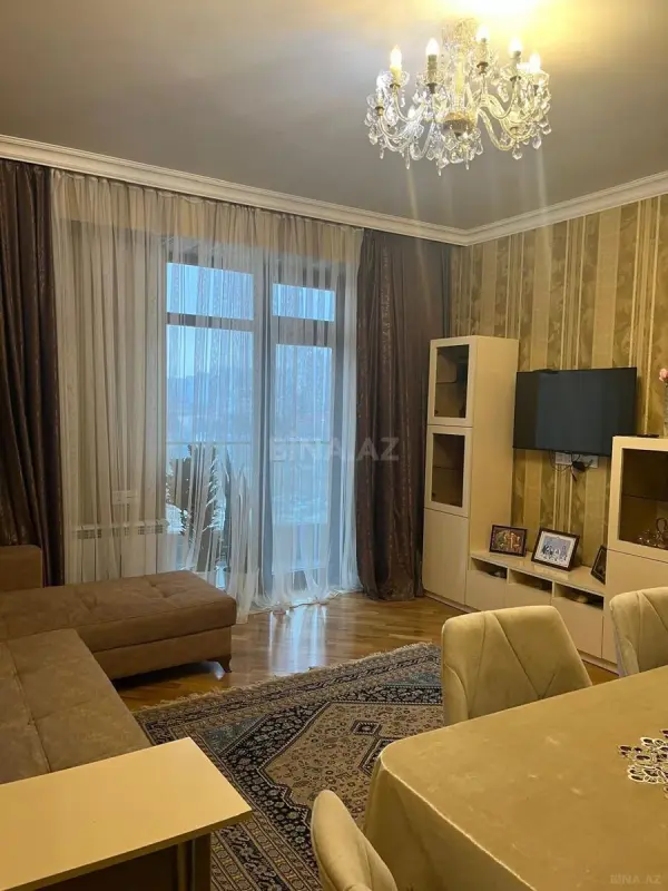 Satılır 3 otaqlı mənzil 106 m²