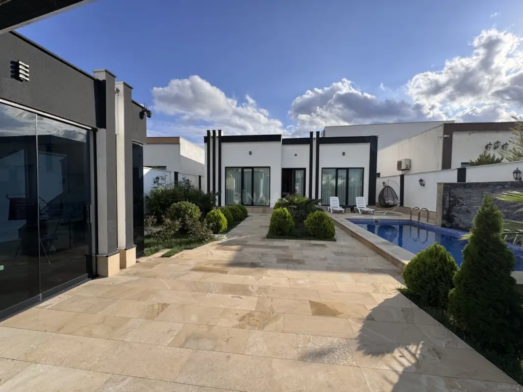 Satılır 4 otaqlı həyət evi 160 m²