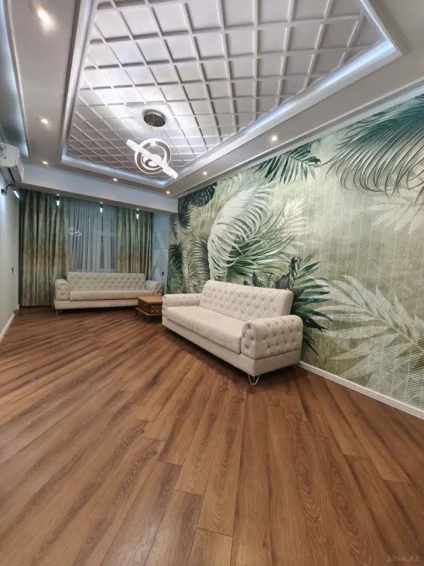 Satılır 4 otaqlı mənzil 133 m²
