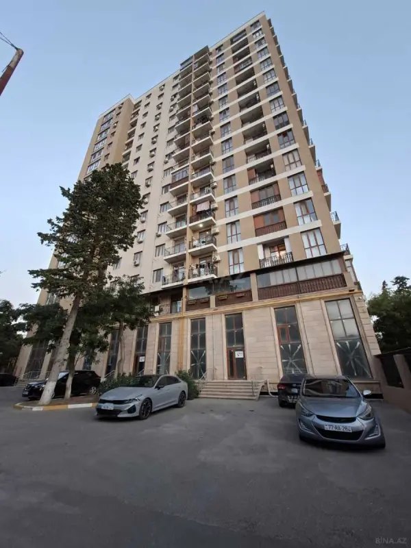 Satılır 3 otaqlı mənzil 105 m²