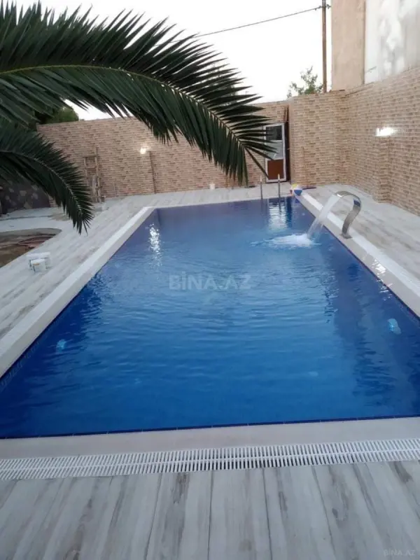 Satılır 7 otaqlı həyət evi 350 m²