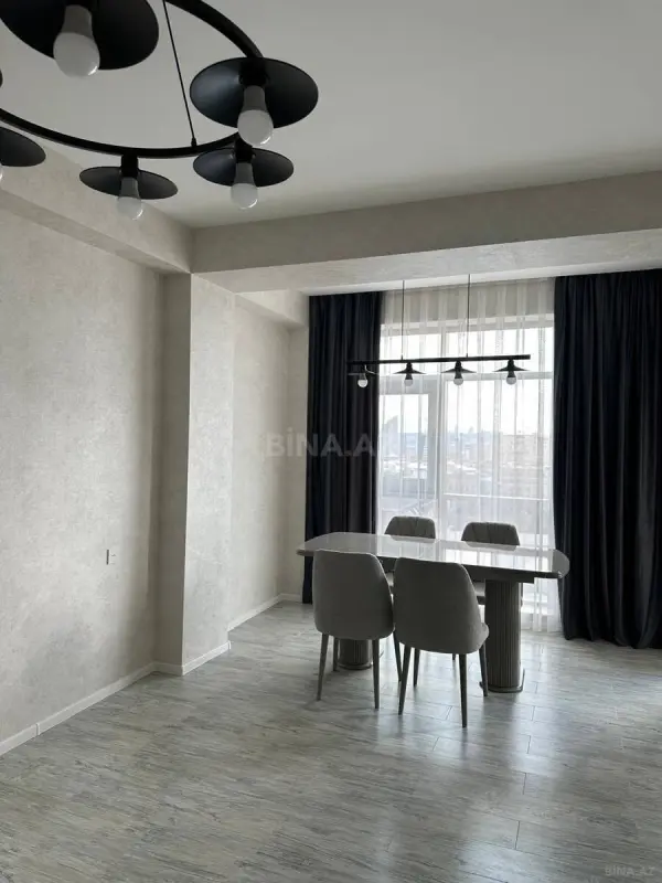 Kirayə verilir 3 otaqlı mənzil 120 m²