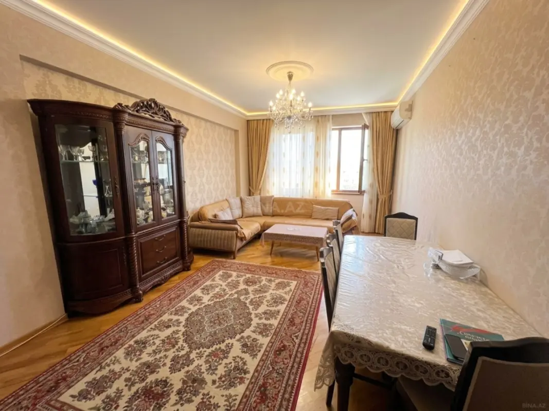 Satılır 2 otaqlı mənzil 70 m²