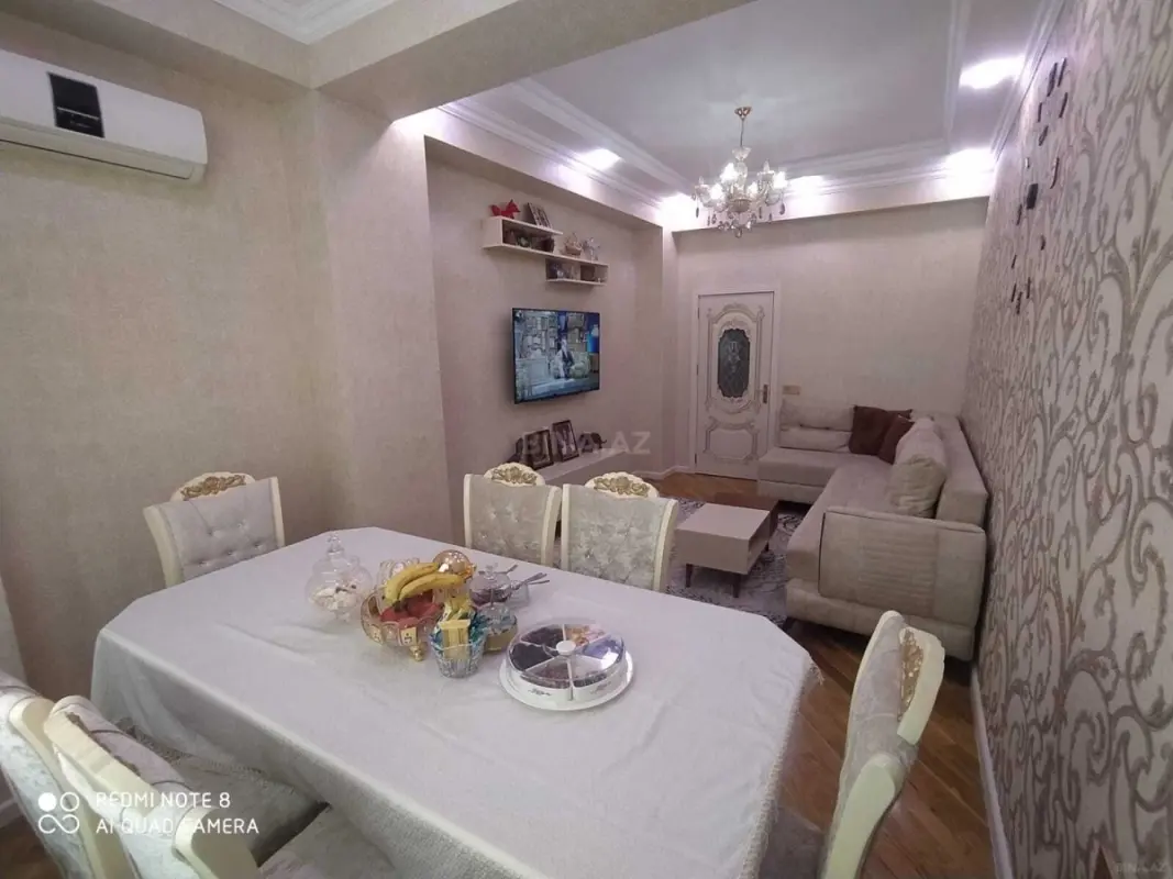 Satılır 3 otaqlı mənzil 110 m²