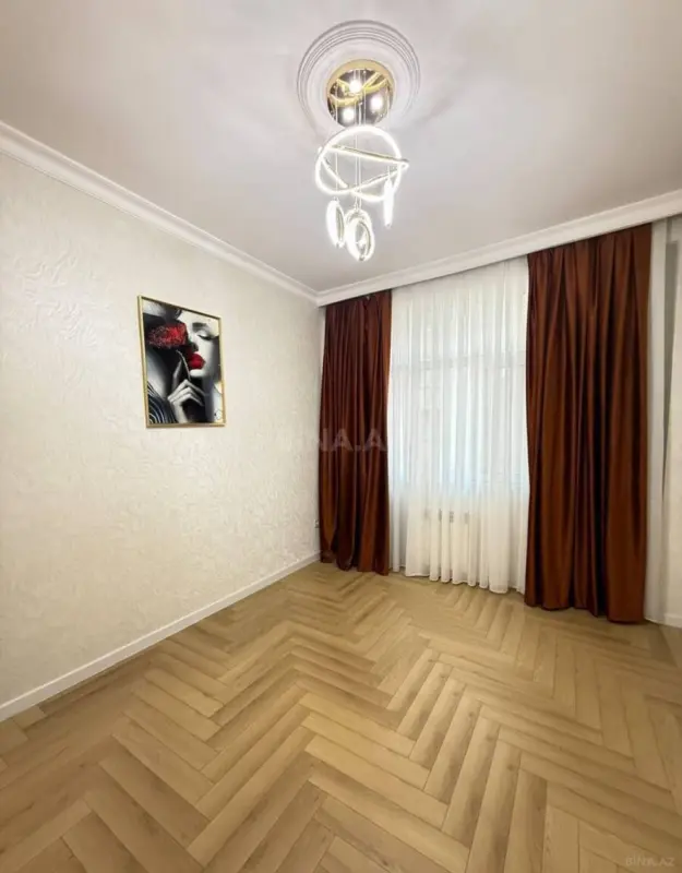 Satılır 2 otaqlı mənzil 52 m²