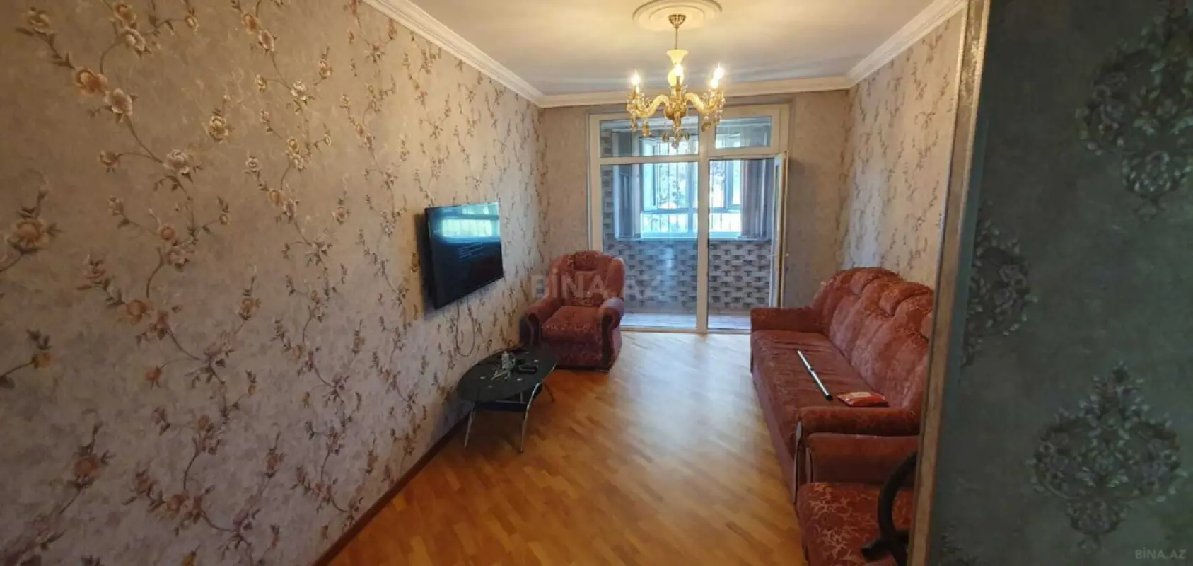 Satılır 4 otaqlı mənzil 100 m²