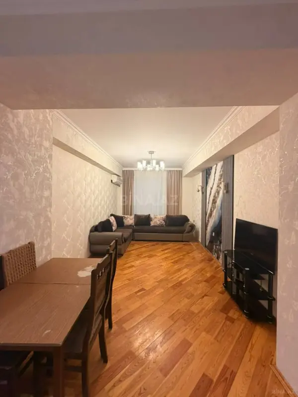 Satılır 2 otaqlı mənzil 57 m²