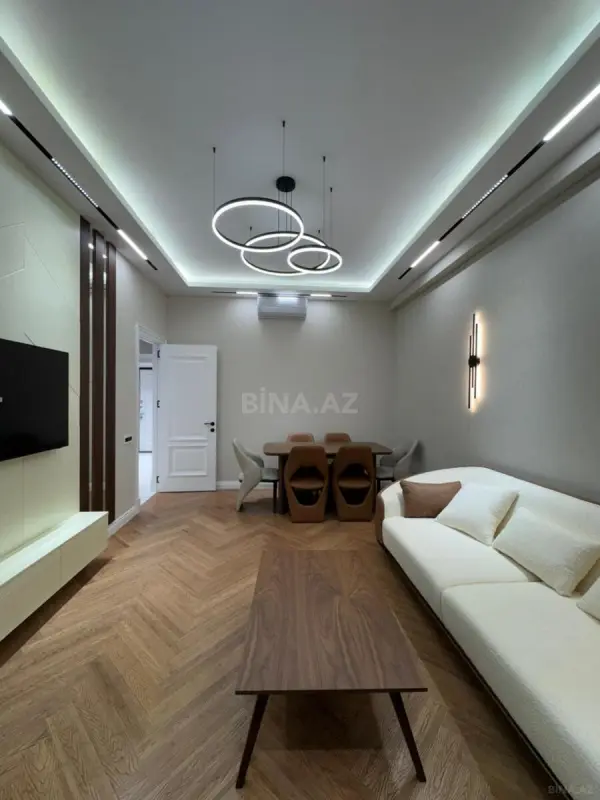 Satılır 2 otaqlı mənzil 68 m²