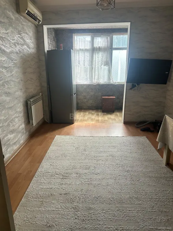 Satılır 1 otaqlı mənzil 30 m²