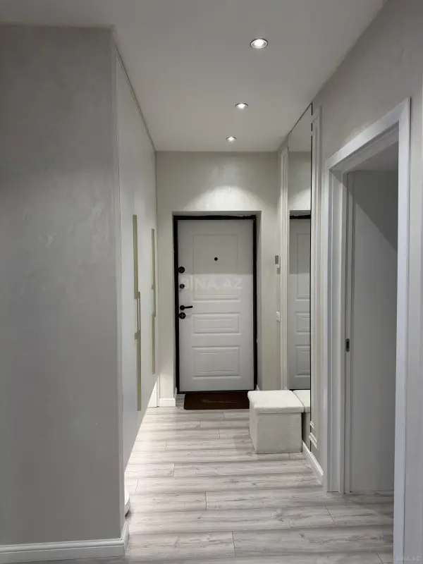 Satılır 4 otaqlı mənzil 80 m²