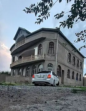 Satılır 10 otaqlı həyət evi 600 m² — Bakı, Binəqədi 10 otaq 600.00 m²