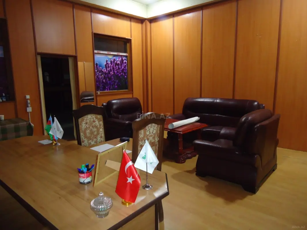 Kirayə verilir 1 otaqlı ofis 42 m²