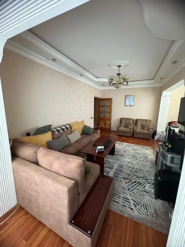 Satılır 2 otaqlı mənzil 48 m²
