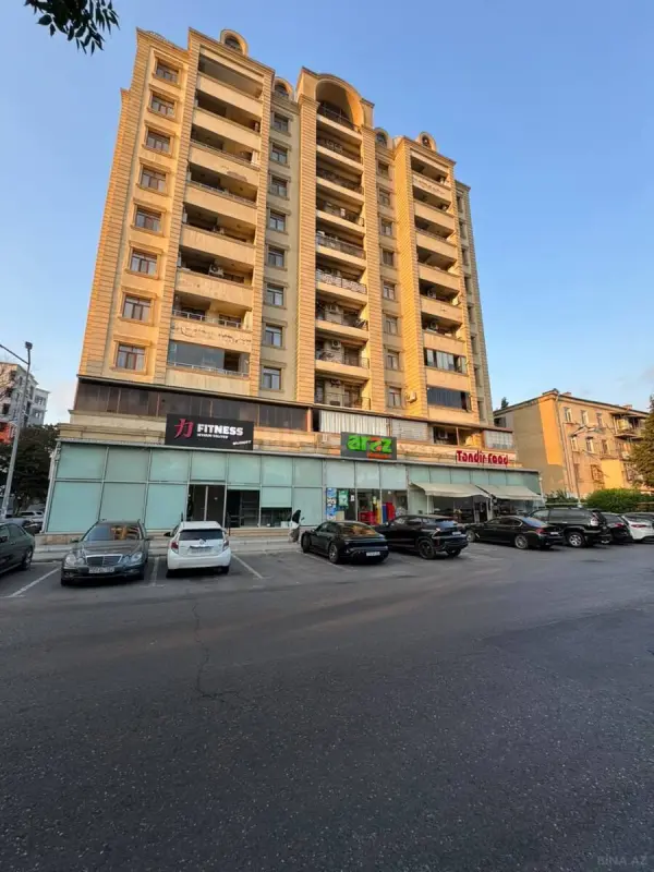 Satılır 3 otaqlı mənzil 100 m²