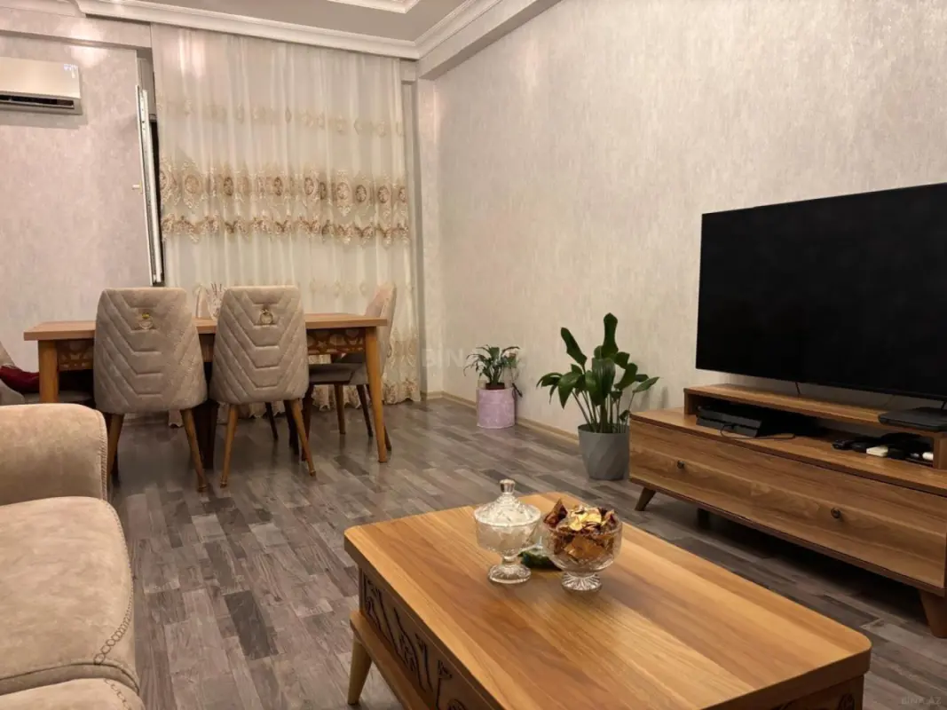 Satılır 2 otaqlı mənzil 63 m²