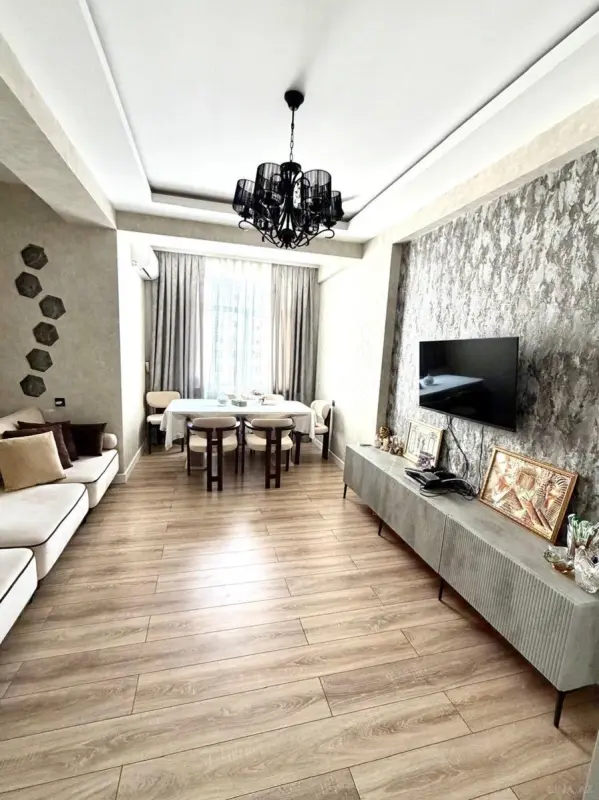 Satılır 3 otaqlı mənzil 72 m²