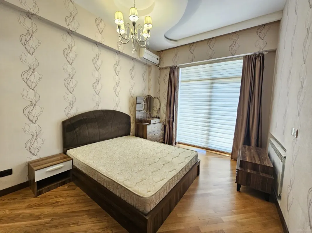 Kirayə verilir 3 otaqlı mənzil 110 m²