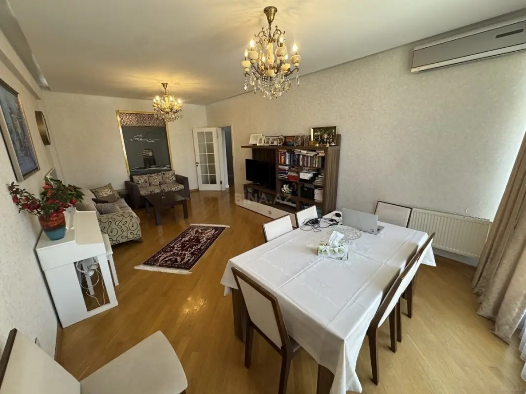 Satılır 3 otaqlı mənzil 103 m²