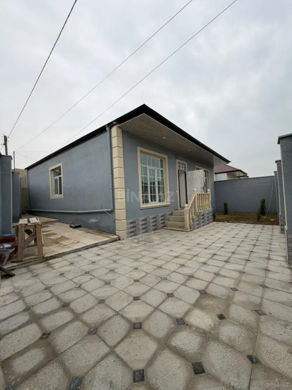 Satılır 4 otaqlı həyət evi 120 m²