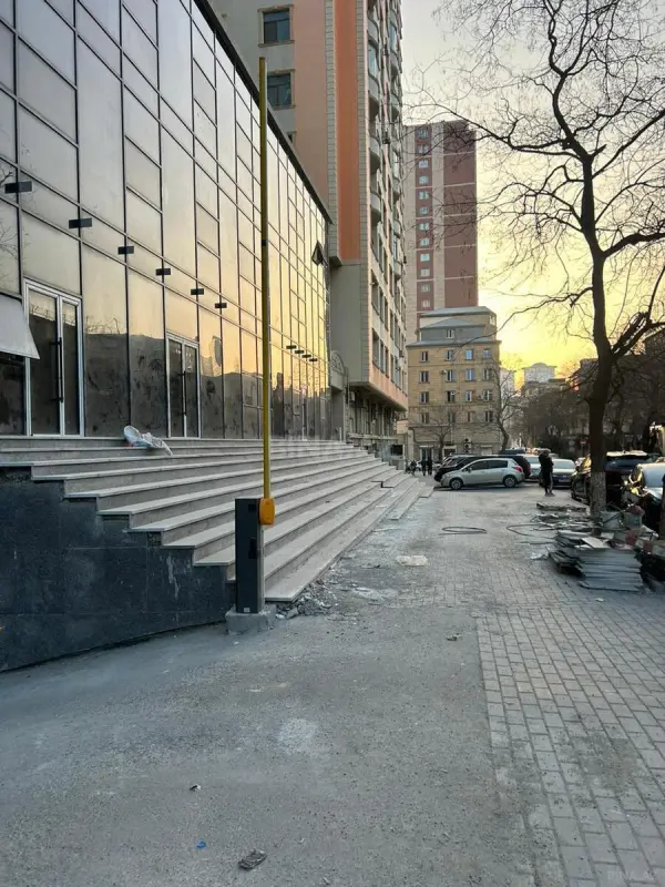 Kirayə verilir 3 otaqlı mənzil 125 m²