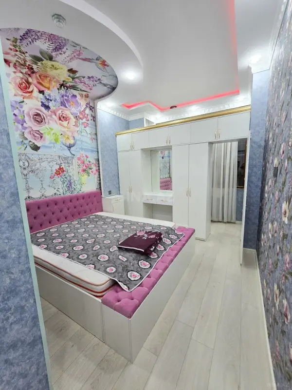 Satılır 4 otaqlı mənzil 90 m²