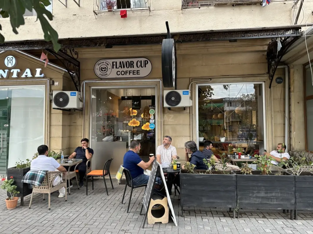 Satılır obyekt 75 m²