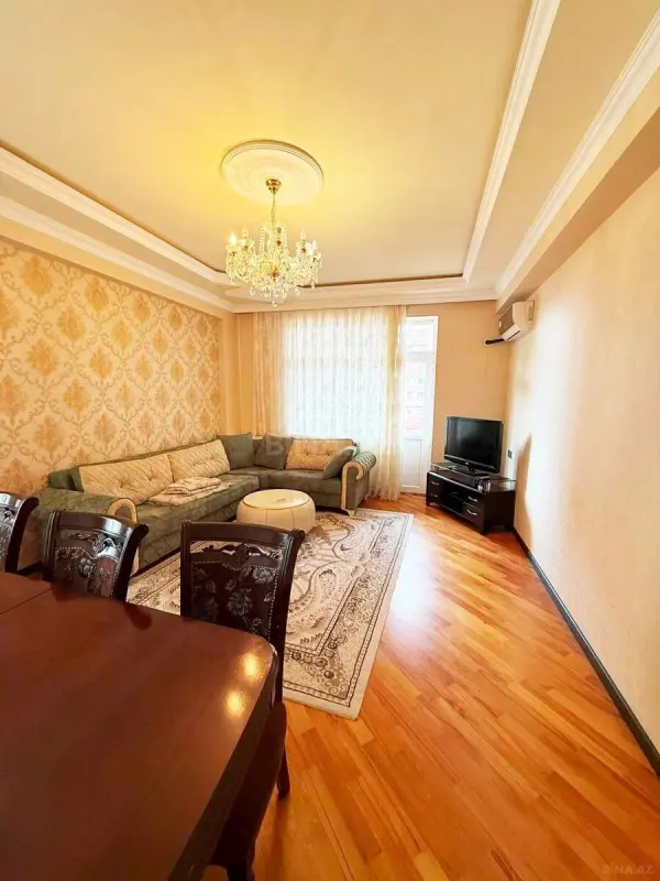 Kirayə verilir 3 otaqlı mənzil 125 m²
