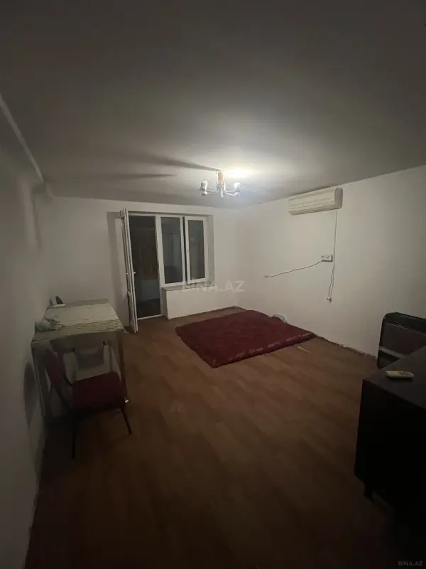 Satılır 3 otaqlı mənzil 41 m²
