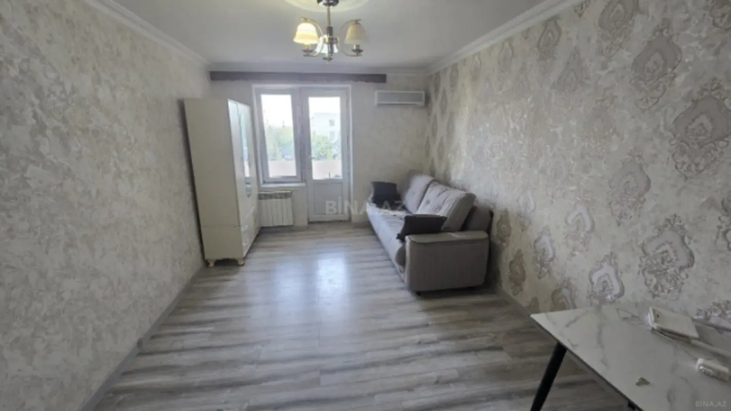 Satılır 1 otaqlı mənzil 40 m²