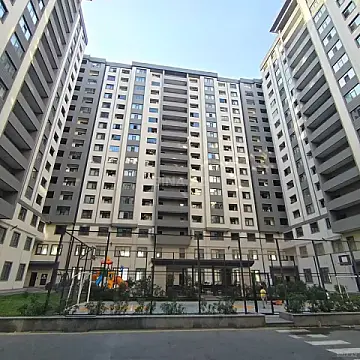 Satılır 4 otaqlı mənzil 138 m² — Bakı 4 otaq 138.00 m²
