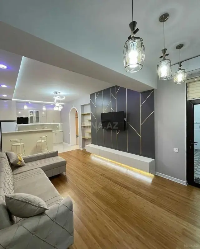 Satılır 2 otaqlı mənzil 68 m²