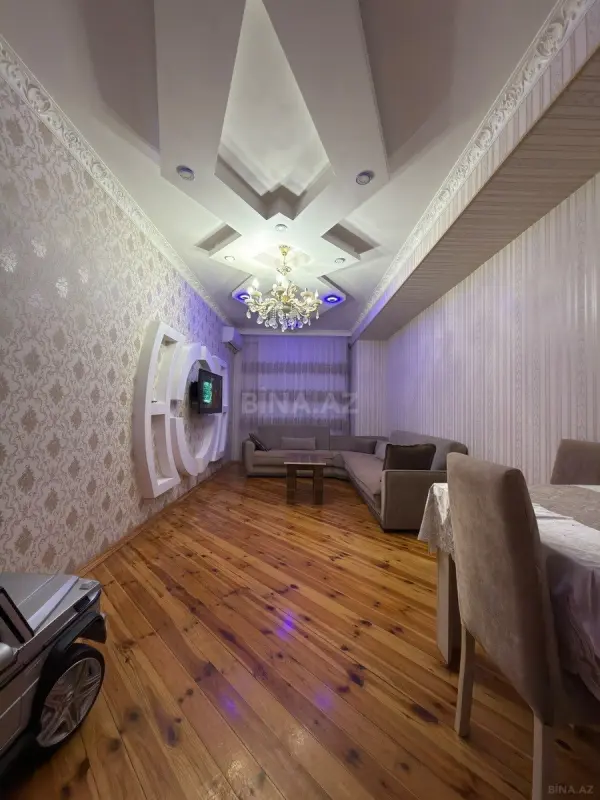 Satılır 3 otaqlı mənzil 111 m²