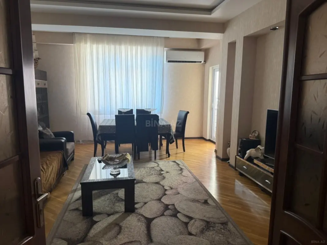 Satılır 3 otaqlı mənzil 120 m²