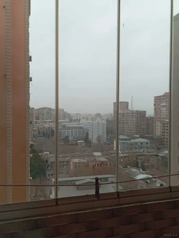 Kirayə verilir 3 otaqlı mənzil 130 m²