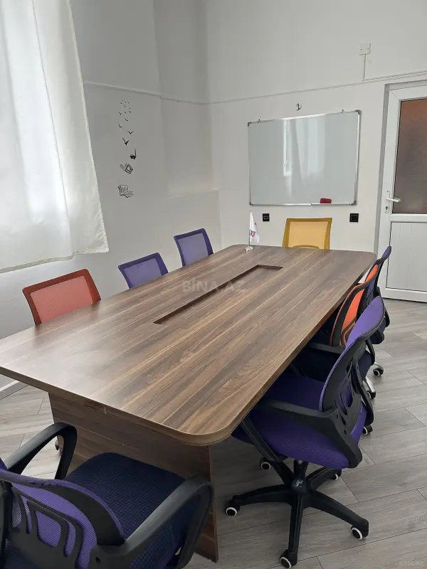 Kirayə verilir 4 otaqlı ofis 60 m²