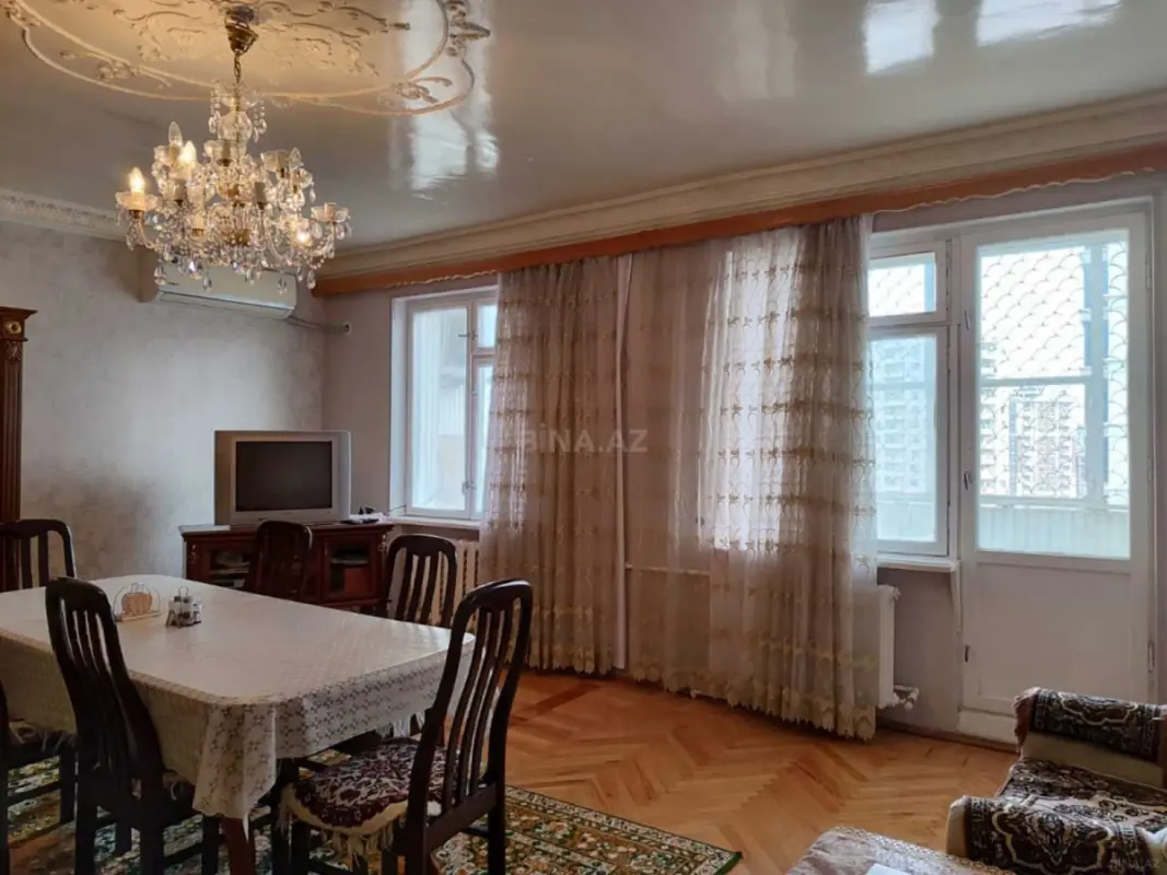 Kirayə verilir 3 otaqlı mənzil 100 m²
