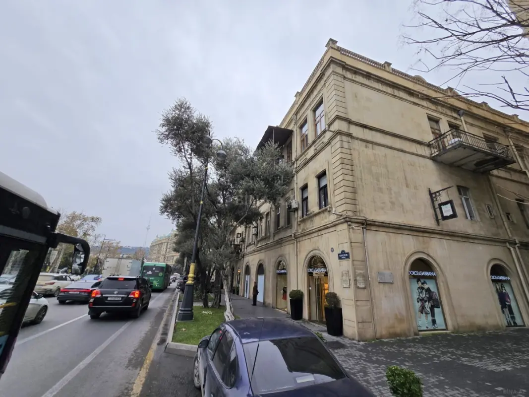 Kirayə verilir 2 otaqlı mənzil 45 m²