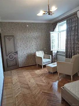 Kirayə verilir 2 otaqlı mənzil 45 m² — Bakı, Yasamal 2 otaq 45.00 m²