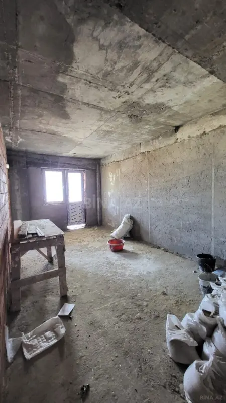 Satılır 2 otaqlı mənzil 75 m²