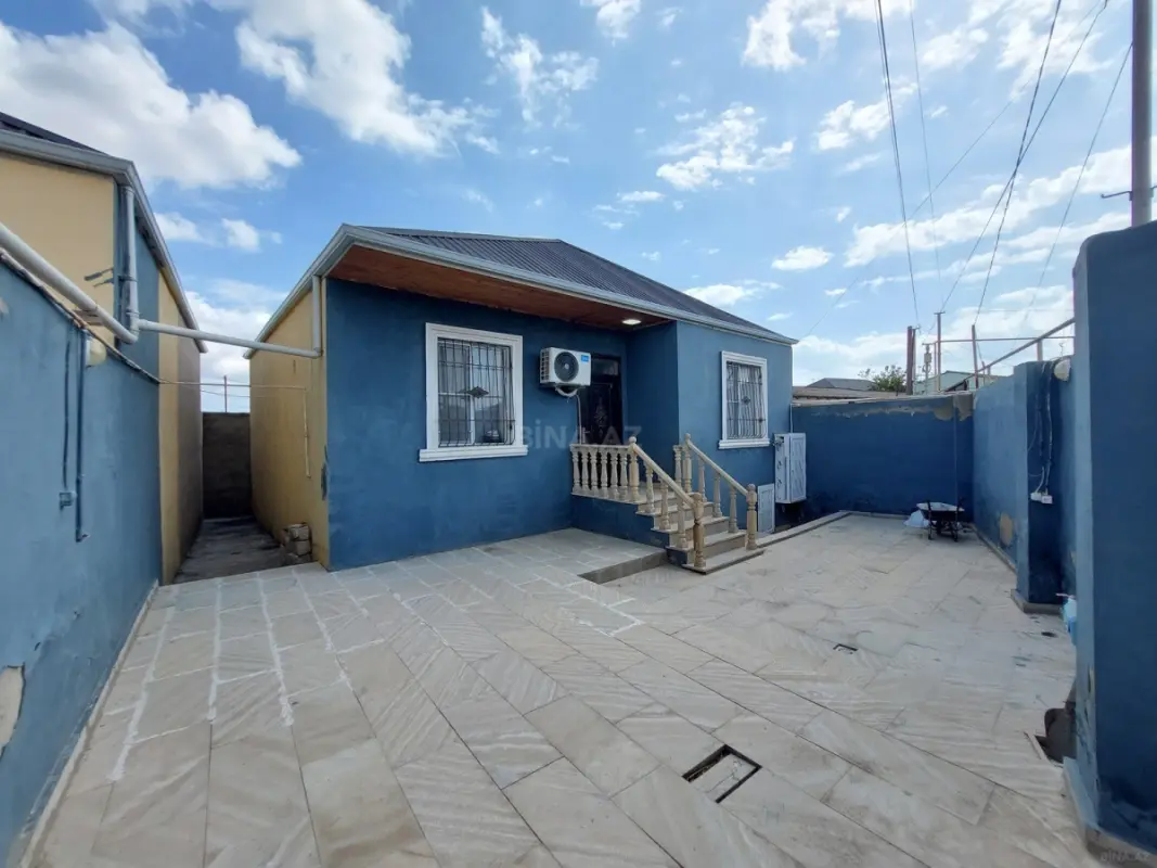 Satılır 3 otaqlı həyət evi 100 m²