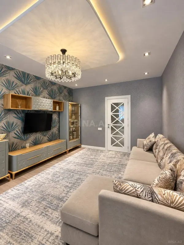 Satılır 2 otaqlı mənzil 100 m²