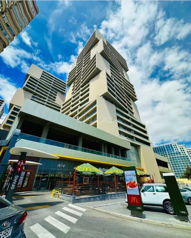 Satılır 2 otaqlı mənzil 65 m²