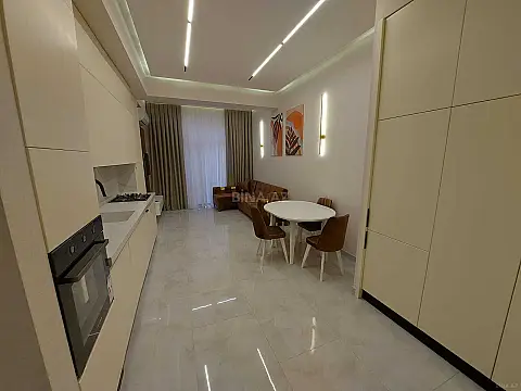 Kirayə verilir 2 otaqlı mənzil 60 m² — Bakı, Nizami 2 otaq 60.00 m²