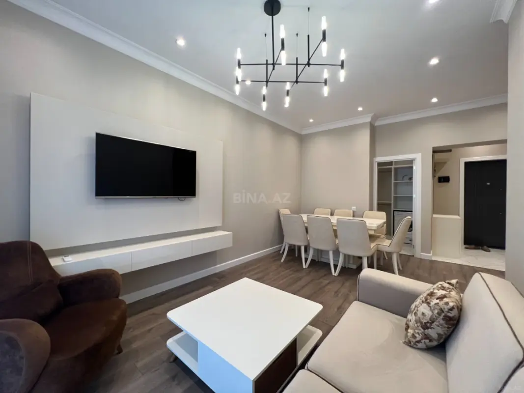 Kirayə verilir 2 otaqlı mənzil 65 m²