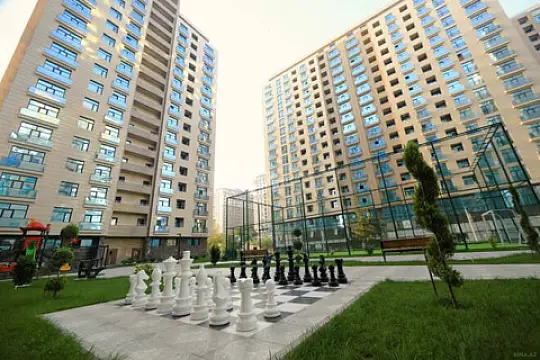 Satılır 4 otaqlı mənzil 195 m² — Bakı 4 otaq 195.00 m²