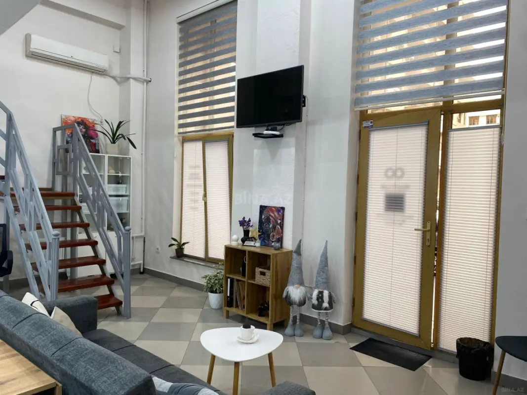 Satılır obyekt 42 m²