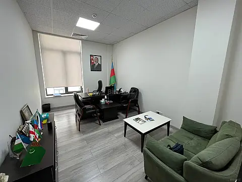 Kirayə verilir 3 otaqlı ofis 70 m² — Bakı, Nərimanov 3 otaq 70.00 m²