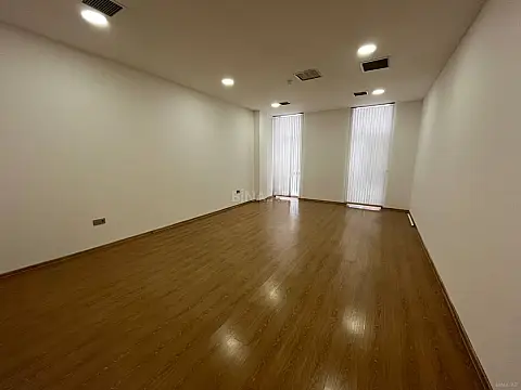 Kirayə verilir 1 otaqlı ofis 38 m² — Bakı, Nərimanov 1 otaq 38.00 m²
