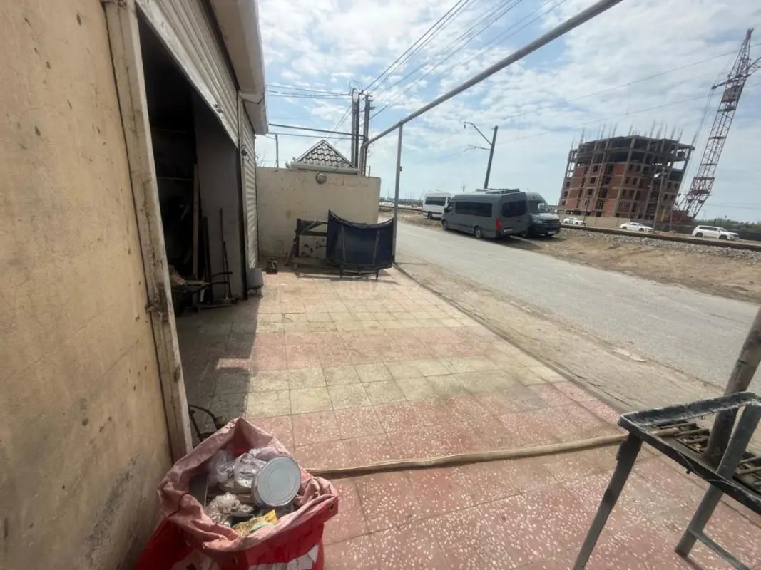 Satılır obyekt 200 m²