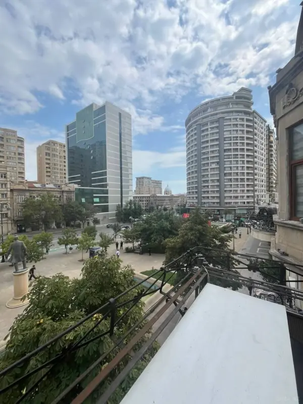 Satılır obyekt 3168 m²